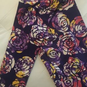 Disney Rose TC LuLaRoe leggings